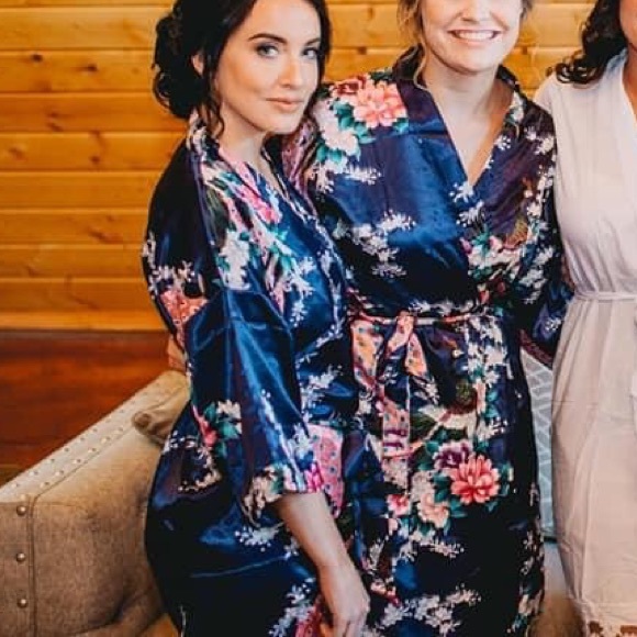 Other - Floral kimono robe worn once